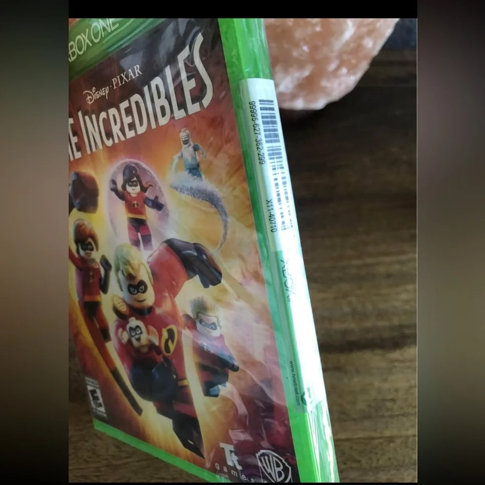 Disney LEGO The Incredibles Xbox One - NEW IN BOX